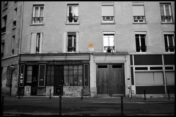 tags Alternative Art Paris Rue Clavel Space Invader Stencil graffiti 
